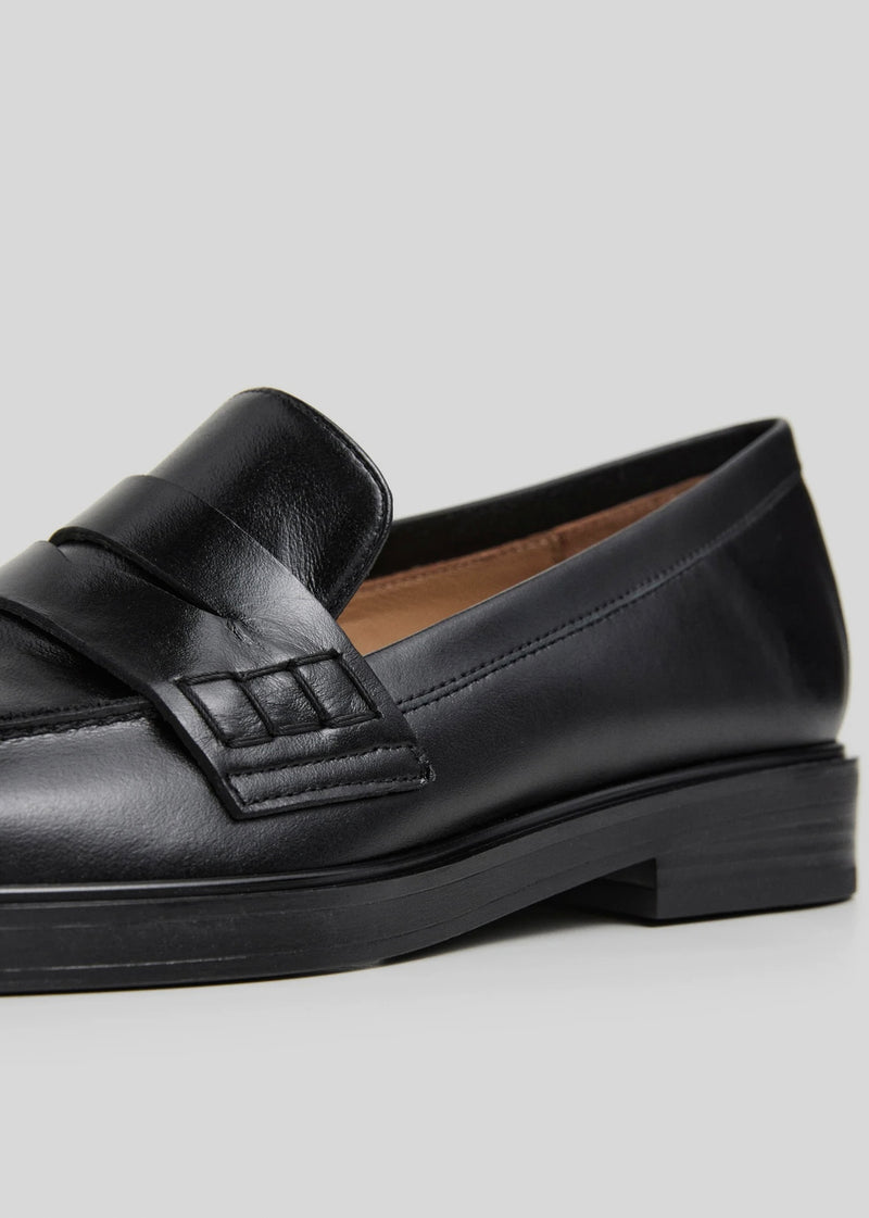 Sara Leather - Black
