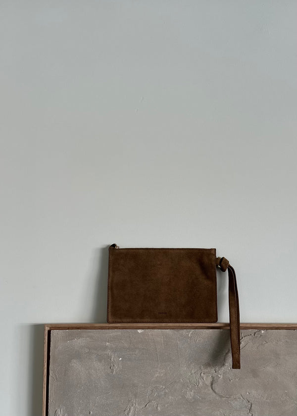 The Charlie Clutch - Maple Brown Suede