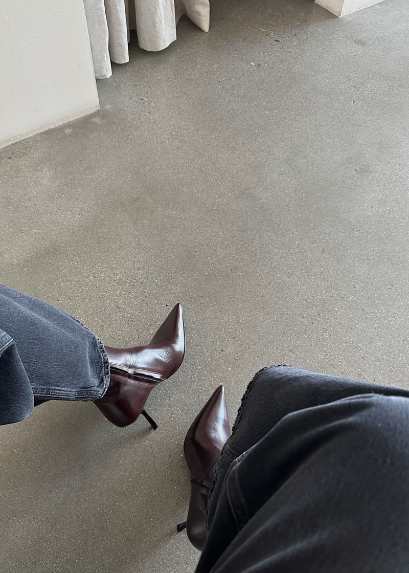 Hilda High Heel Boots - Bordeaux