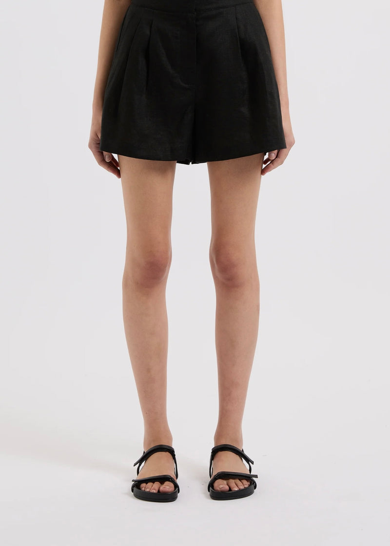 Thilda Tailored Short - Black