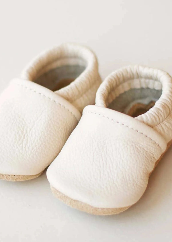 Baby Moccs - Cream - house of lolo