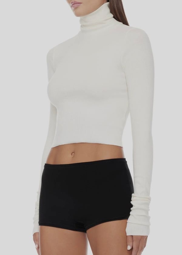 Cropped Fitted Turtleneck - Cream